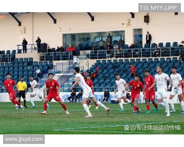 国足在对阵叙利亚的比赛中遭遇逆转被扳平，赛后分析引发热议